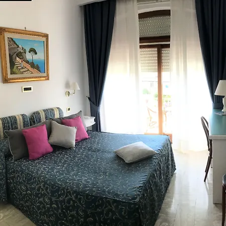 Bougainville Luxury Boutique Szálloda