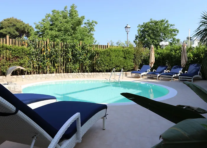Hotel Bougainville Luxury Boutique 4*