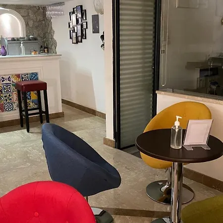 Capri Bougainville 4*