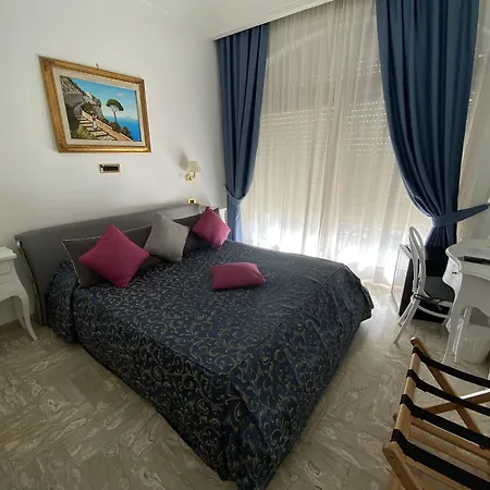Capri Bougainville