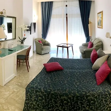 Hotel Capri Bougainville