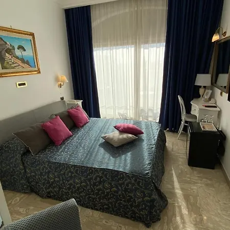 Capri Bougainville