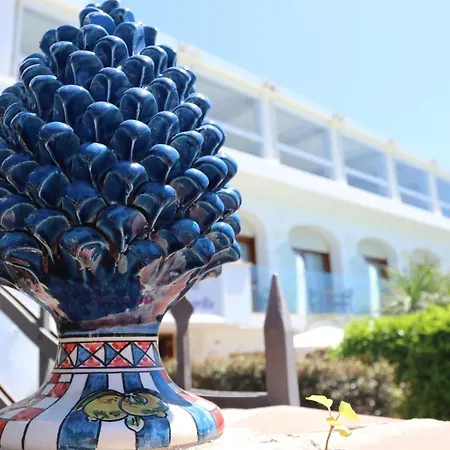 Hotel Capri Bougainville 4*