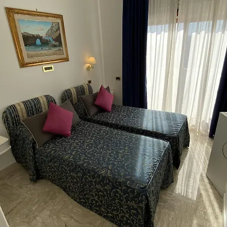 Capri Bougainville Hotel 4*