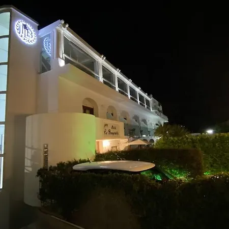 Hotel Capri Bougainville